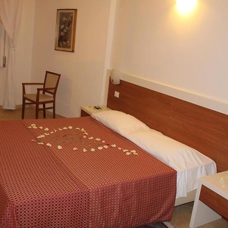 B&B Soggiorno Ponte Rosso Firenze Eksteriør bilde